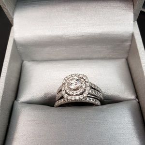 Zales 1 1/2 carat Bridal Set